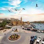 Seafront 4-bed Townhouse With Breathtaking Views Dom wakacyjny