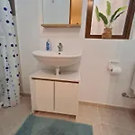 Seafront 4-bed Townhouse With Breathtaking Views *
