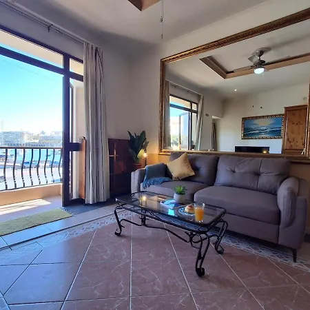 Tatil Evi Seafront 4-Bedroom Townhouse With Panoramic Views *