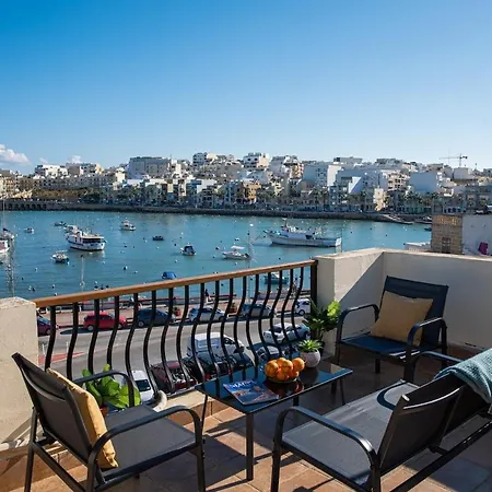 Seafront 4-Bedroom Townhouse With Panoramic Views Iz-Zlielaq