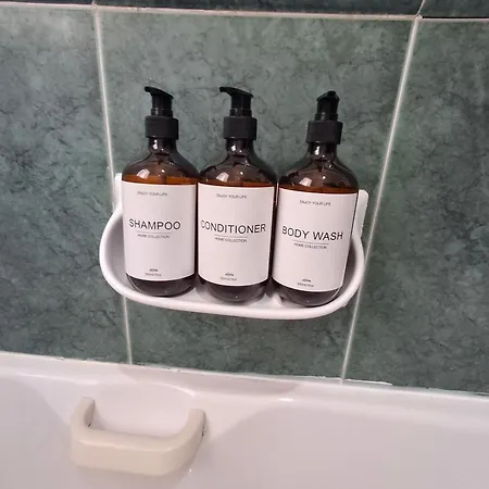 Nyaraló Seafront 4-bed Townhouse With Breathtaking Views Iż-Żlielaq