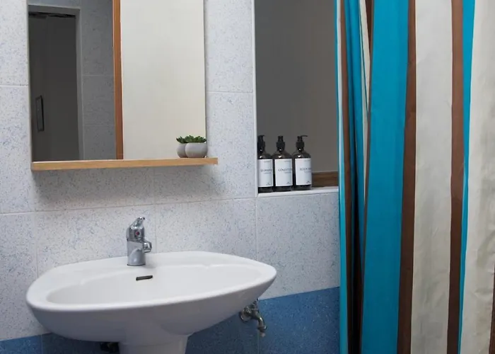 Casa vacanze Seafront 4-bed Townhouse With Breathtaking Views Iz-Zlielaq